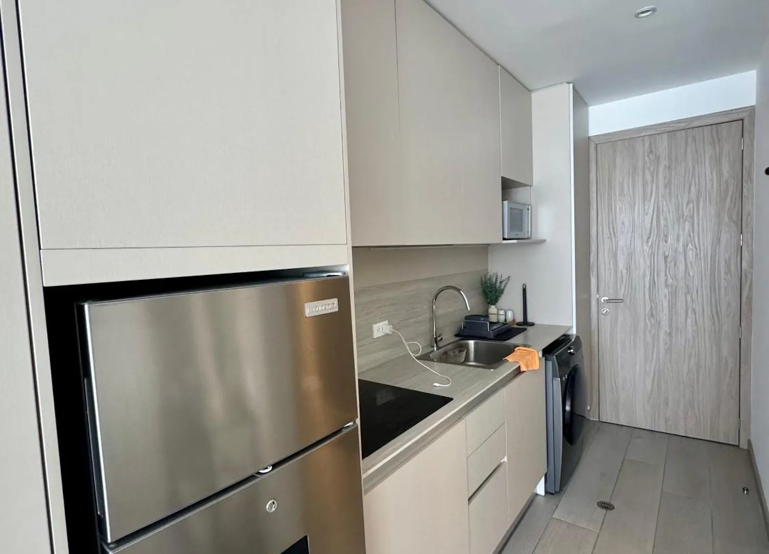 Estudio De Lujo En Exclusiva Locacion Quito